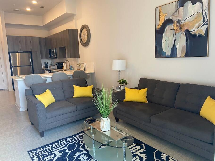 Comfy Midtown 1 Bdr W/ City View And Balcony. アトランタ エクステリア 写真